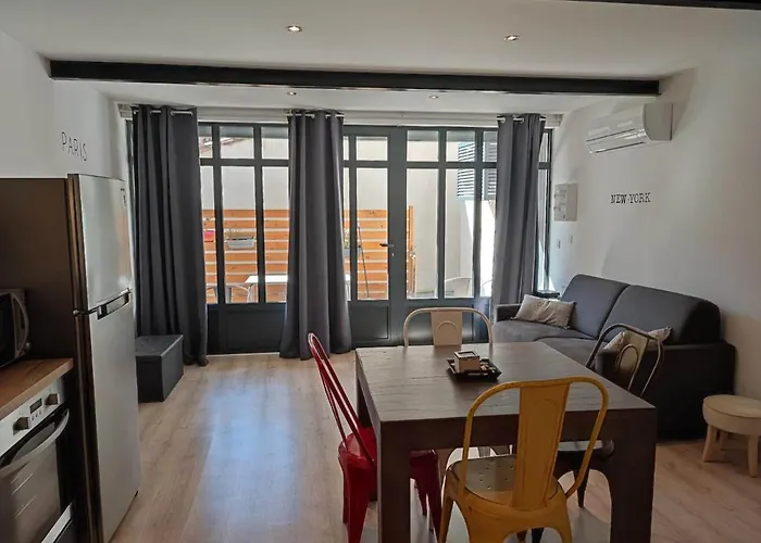 La Bastide De Gabin / Conciergeriedamecarcas